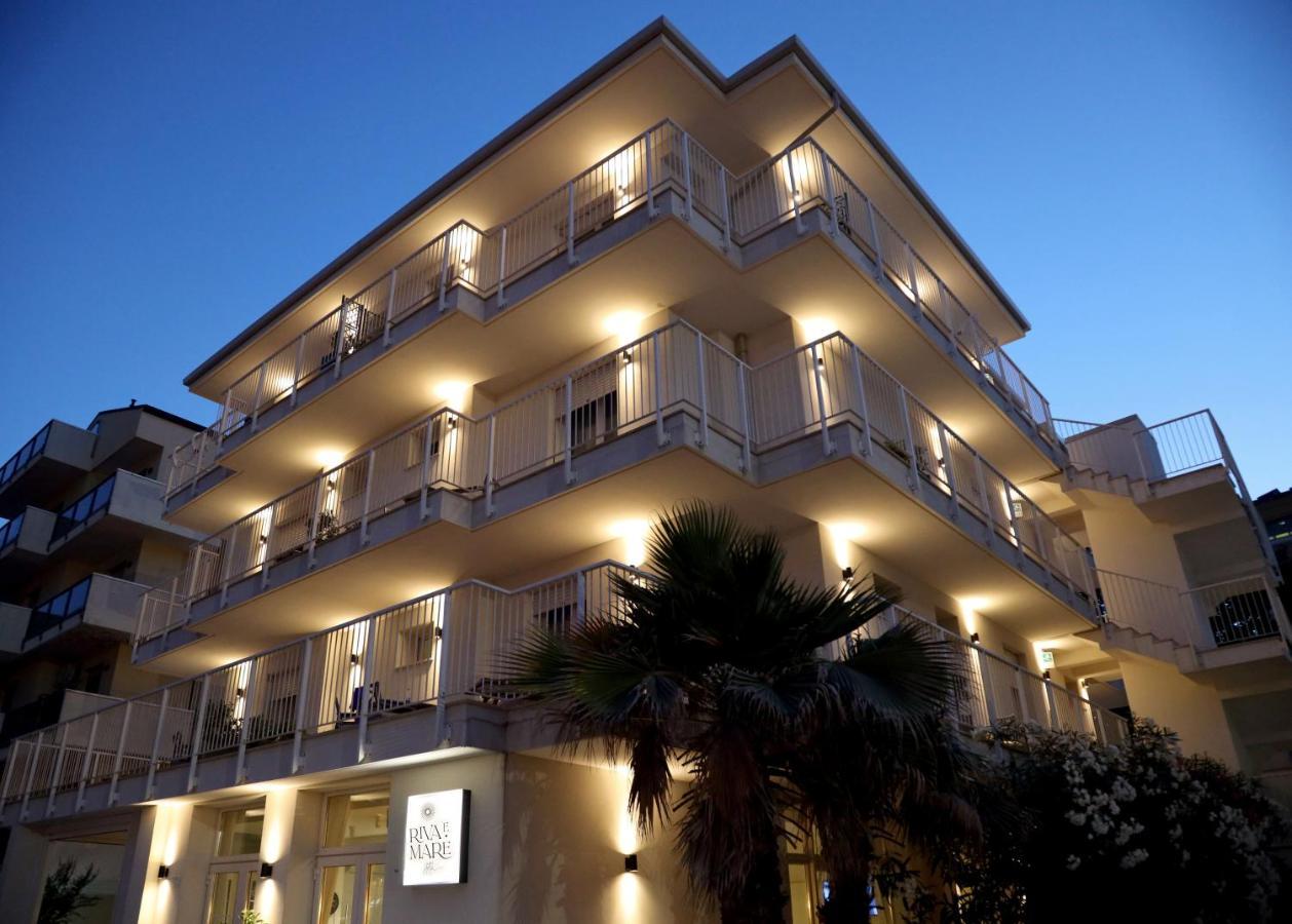 Hotel Riva E Mare リミニ エクステリア 写真